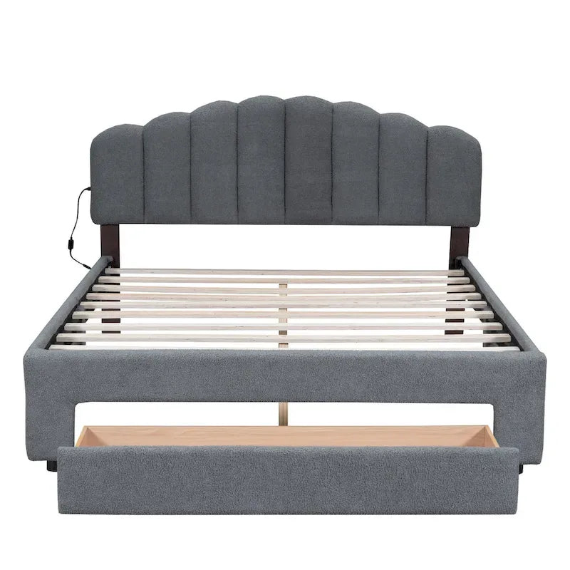 Lit plateforme tapissé de taille Queen avec tiroir